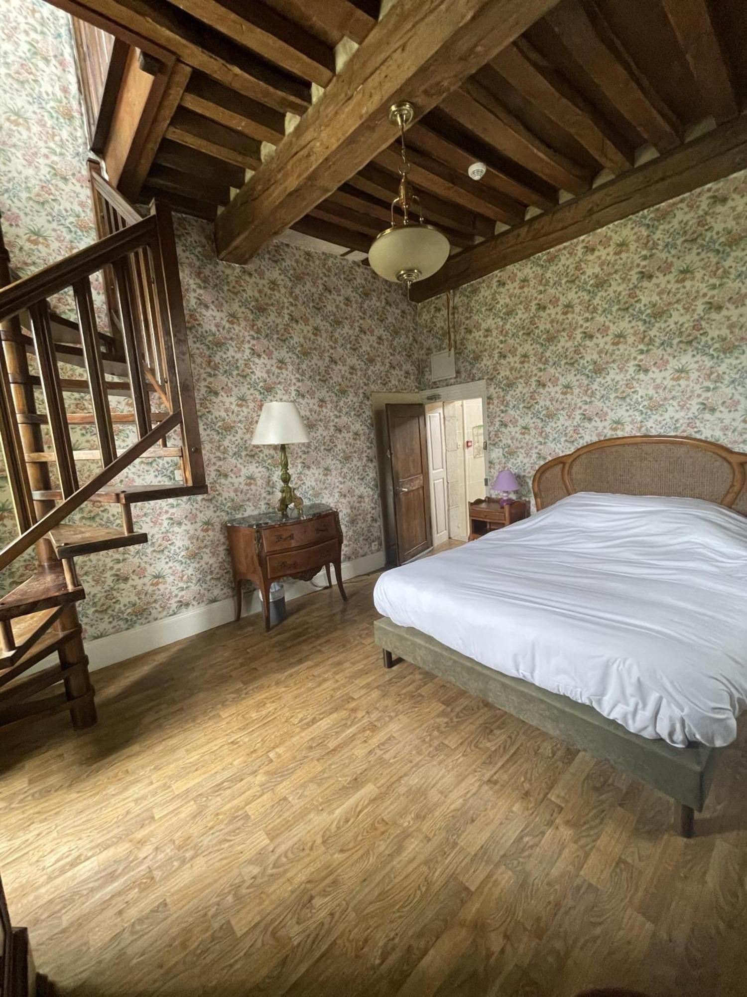 Chateau De La Berchere Nuits-Saint-Georges Rom bilde